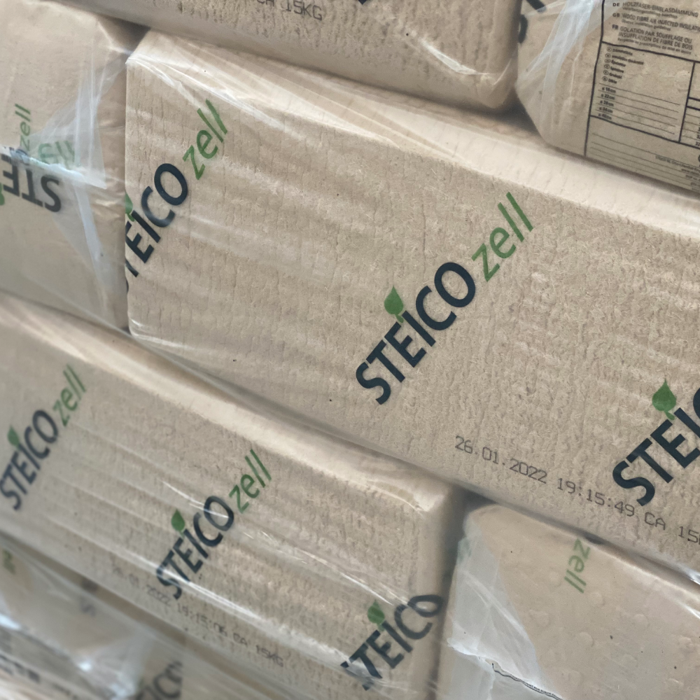 STEICO zell Air Injected/Loose Fill Wood Fibre Insulation